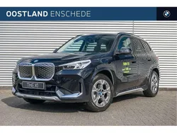 Zwart Nieuw 2025 BMW iX1 xLine SUV | € 58.032 (Eerlijke prijs)