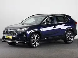 Midnight blue metallic / zwart dak (blauw metallic) Gebruikt 2022 Toyota RAV4 Limited SUV | € 44.945 (Iets duurder)