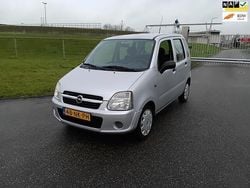 Grijs Gebruikt 2003 Opel Agila Essentia Hatchback | € 1.450 (Eerlijke prijs)