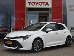 Wit Gebruikt 2021 Toyota Corolla Limited Hatchback | € 20.999 (Eerlijke prijs)