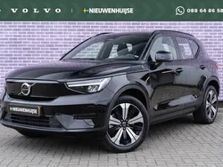 Zwart Gebruikt 2023 Volvo XC40 Core SUV | € 33.894 (Eerlijke prijs)