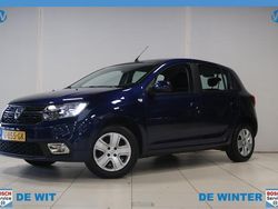 Blauw Gebruikt 2019 Dacia Sandero Lauréate Hatchback | € 7.950 (Eerlijke prijs)