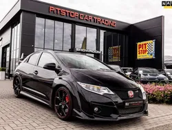 Zwart Gebruikt 2016 Honda Civic Black Edition Hatchback | € 27.450 (Eerlijke prijs)