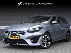 Grijs Gebruikt 2022 Kia Ceed Hatchback | € 22.395 (Eerlijke prijs)