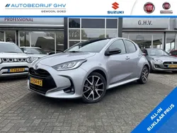 Grijs Gebruikt 2022 Toyota Yaris Executive Hatchback | € 21.450 (Eerlijke prijs)