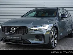 Groen Nieuw 2025 Volvo V60 Plus Stationwagen | € 68.822