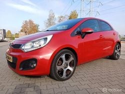 Rood Gebruikt 2012 Kia Rio Plus Hatchback | € 1.695