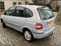 Grijs Gebruikt 2002 Renault Scénic MPV | € 2.600 (Duur)
