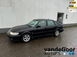 Zwart Gebruikt 2001 Saab 9-3 Hatchback | € 999