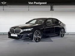 Saphirschwarz metallic (zwart metallic) Gebruikt 2024 BMW 530e M Sport Sedan | € 63.900