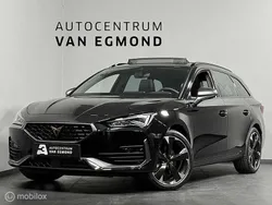Zwart Gebruikt 2024 Cupra Leon Stationwagen | € 32.999 (Iets duurder)