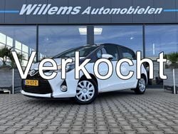 Wit Gebruikt 2017 Toyota Yaris Hybrid Trend Hatchback | € 13.250 (Goede deal)