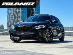 Zwart Gebruikt 2023 BMW M135 Comfort Edition Hatchback | € 43.945 (Eerlijke prijs)