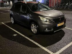 Grijs Gebruikt 2019 Peugeot 2008 Signature Sky SUV | € 13.000 (Iets duurder)