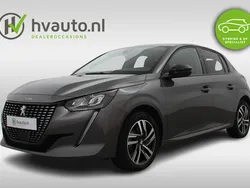 Grijs Gebruikt 2024 Peugeot 208 Allure Hatchback | € 20.295 (Eerlijke prijs)