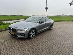 Zwart Gebruikt 2021 Volvo S60 R-Design Sedan | € 17.600