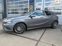 Grijs Gebruikt 2013 Mercedes A180 Ambition Hatchback | € 8.750 (Goede deal)