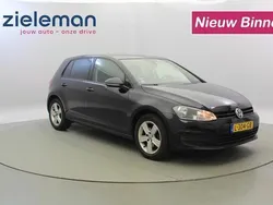 Zwart Gebruikt 2015 VW Golf VII Highline Hatchback | € 9.845 (Goede deal)