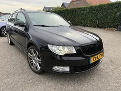 Zwart Gebruikt 2011 Skoda Superb Business Line Stationwagen | € 3.450 (Super prijs)