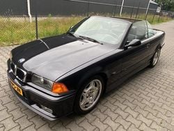 Zwart Gebruikt 1995 BMW M3 Cabriolet | € 29.999