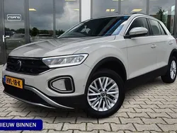 Grijs Gebruikt 2024 VW T-Roc Business SUV | € 30.900 (Goede deal)