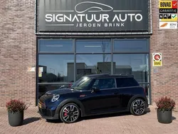 Blauw Gebruikt 2023 Mini John Cooper Works Classic Hatchback | € 37.900 (Eerlijke prijs)