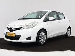 Wit Gebruikt 2014 Toyota Yaris Hatchback | € 8.945 (Eerlijke prijs)