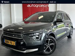 Interstellar grey Gebruikt 2024 Kia Niro SUV | € 34.950 (Eerlijke prijs)