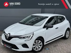 Wit Gebruikt 2020 Renault Clio V Hatchback | € 11.930 (Eerlijke prijs)