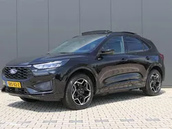 Zwart Gebruikt 2024 Ford Kuga ST-Line SUV | € 38.940 (Eerlijke prijs)