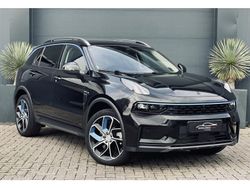 Zwart Gebruikt 2022 Lynk & Co 01 SUV | € 23.450 (Eerlijke prijs)