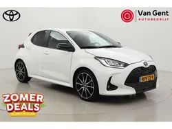 Wit Gebruikt 2023 Toyota Yaris Sport Hatchback | € 27.299 (Eerlijke prijs)
