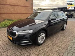 Zwart Gebruikt 2021 Skoda Octavia Business Line Stationwagen | € 13.500 (Eerlijke prijs)