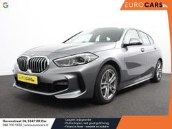 Grijs (metallic) Gebruikt 2024 BMW 118 M Sport Hatchback | € 30.940 (Goede deal)