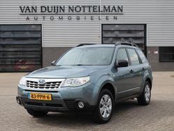 Groen, metallic lak Gebruikt 2011 Subaru Forester SUV | € 12.950 (Iets duurder)