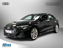 Zwart, metallic lak Gebruikt 2024 Audi A3 Sportback Competition Hatchback | € 39.995 (Eerlijke prijs)
