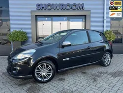 Zwart, metallic lak Gebruikt 2010 Renault Clio II GT Hatchback | € 4.950 (Eerlijke prijs)