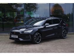 Zwart Gebruikt 2022 Cupra Leon VZ Hatchback | € 25.750 (Eerlijke prijs)