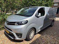 Zilver Gebruikt 2019 Toyota Proace Van | € 9.999 (Goede deal)