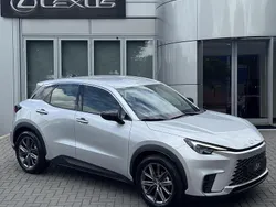 Zilver, metallic lak Gebruikt 2025 Lexus LBX SUV | € 36.890 (Goede deal)