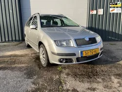Grijs Gebruikt 2006 Skoda Fabia Stationwagen | € 1.350 (Eerlijke prijs)