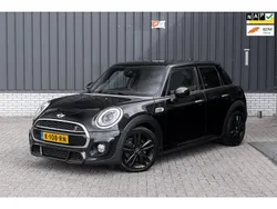 Zwart Gebruikt 2017 Mini Cooper S Business Hatchback | € 13.950 (Eerlijke prijs)