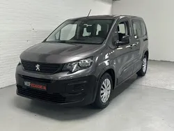 Grijs, metallic lak Gebruikt 2020 Peugeot Rifter Active MPV | € 18.499 (Eerlijke prijs)