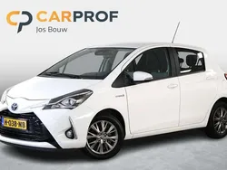 Wit Gebruikt 2020 Toyota Yaris Hybrid Hatchback | € 15.999 (Goede deal)