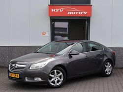 Grijs Gebruikt 2012 Opel Insignia Edition Hatchback | € 3.650 (Eerlijke prijs)