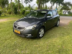 Grijs Gebruikt 2010 Kia Ceed MPV | € 4.300 (Goede deal)