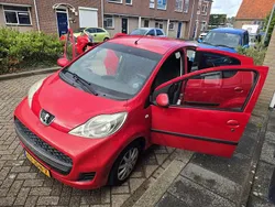 Rood Gebruikt 2009 Peugeot 107 Hatchback | € 1.450 (Goede deal)
