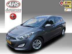 Grijs, metallic lak Gebruikt 2013 Hyundai i30 Stationwagen | € 8.950 (Iets duurder)