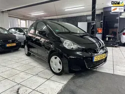 Zwart Gebruikt 2009 Toyota Aygo Comfort Hatchback | € 4.950 (Eerlijke prijs)