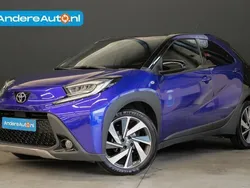 Blauw Gebruikt 2022 Toyota Aygo Premium Hatchback | € 19.995 (Eerlijke prijs)